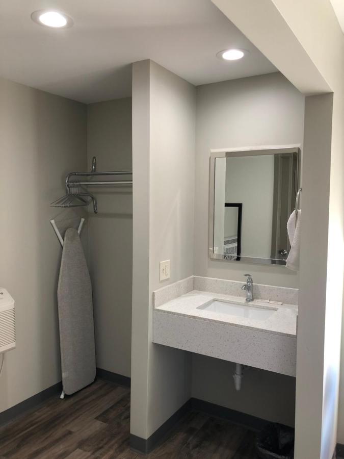 Bel Air Motel Wood River Экстерьер фото